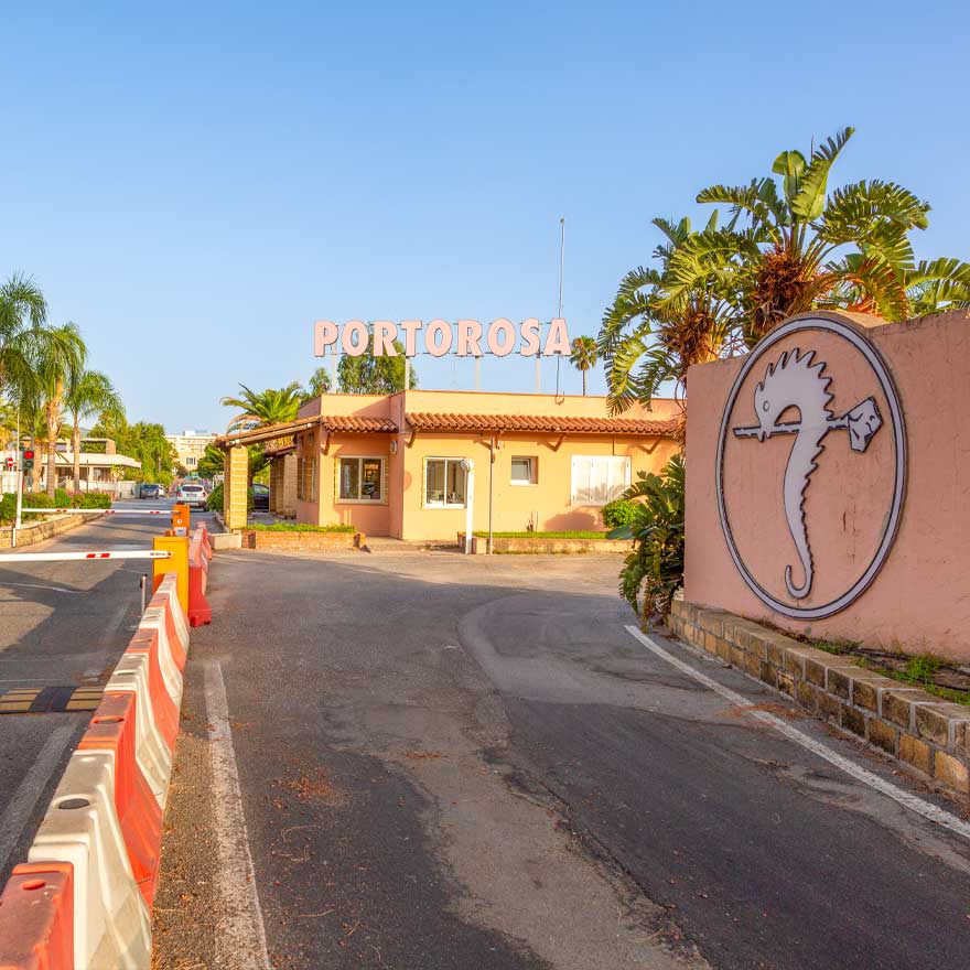 Portorosa Sicilia: complesso turistico a Furnari (ME)